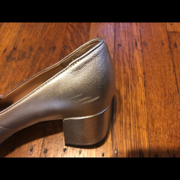 Banana Republic Silver Heeled Leather Loafers - Picture 2 of 5